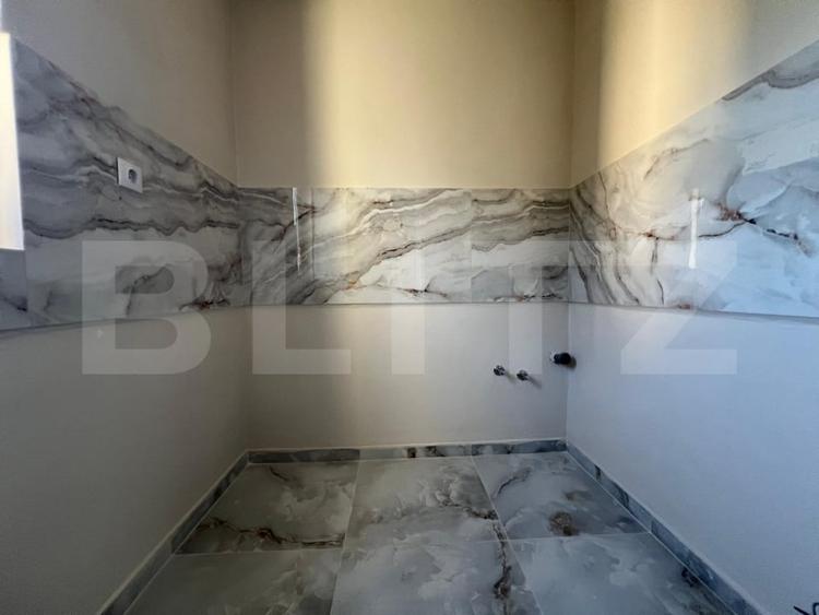 Garsonieră decomandată, mobilată în Rogerius