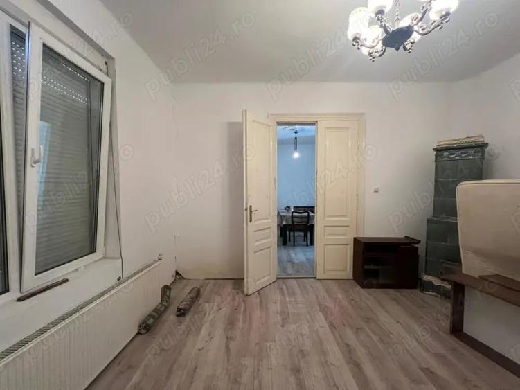 Casă cu 3 camere cu Teren 652 Mp în Pârneava