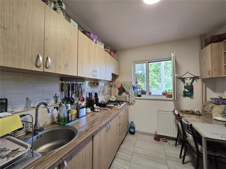 Apartament cu 2 camere decomandat în Colentina