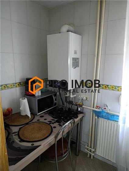 Apartament 2 camere cf 2 decomandat zona Micro 5 - 8