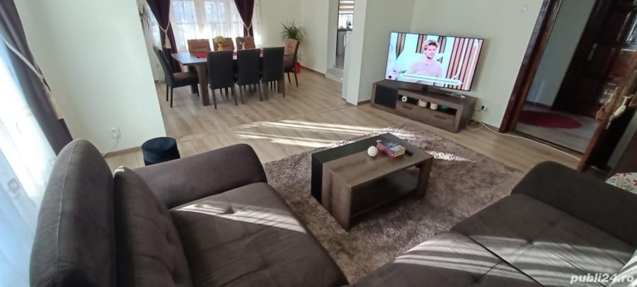 Casă cu 6 camere cu Teren 10 Mp în Central