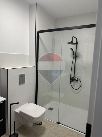 Apartament cu 2 camere semidecomandat în Florești