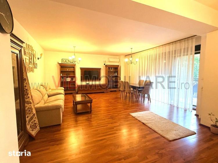 Apartament cu 3 camere în Tei