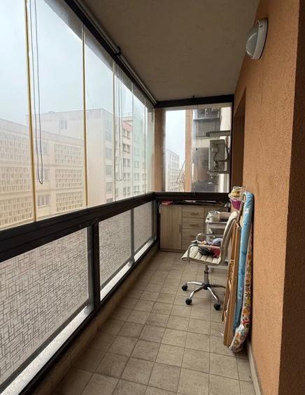 Apartament cu 3 camere decomandat în Grozăvești