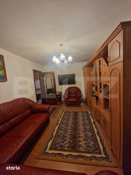 Apartament cu 3 camere decomandat în Ipotești