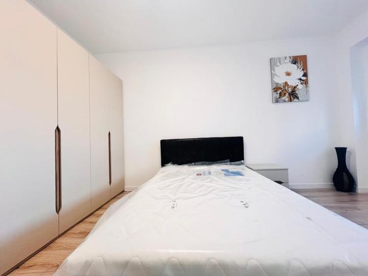 Apartament cu 2 camere, mobilat în Pipera