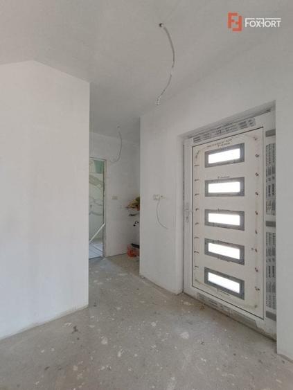 Duplex cu 4 camere cu Canalizare în Chișoda