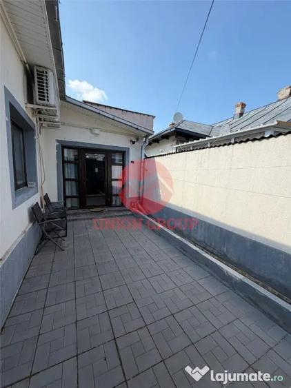 Casă cu 3 camere cu Teren 107 Mp în Delfinariu