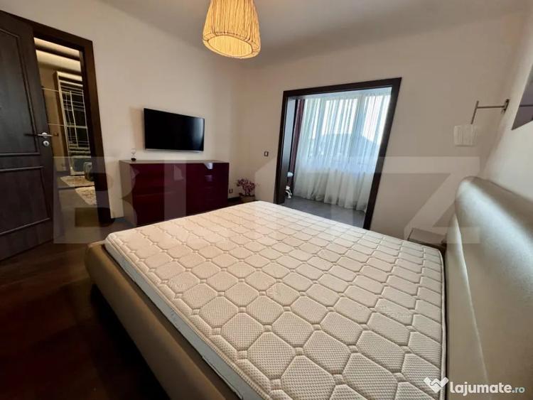 Apartament cu 4 camere decomandat în Sărari