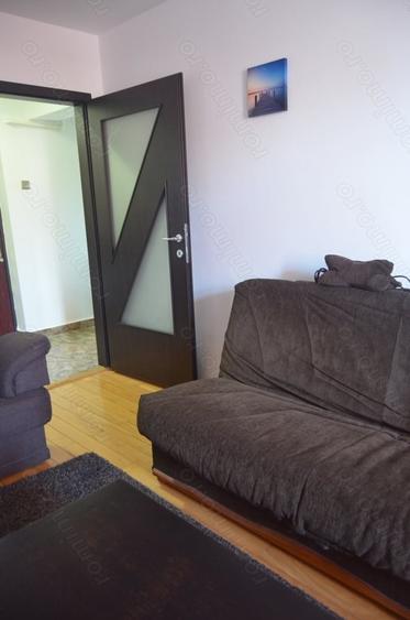 Apartament cu 2 camere decomandat în Predeal