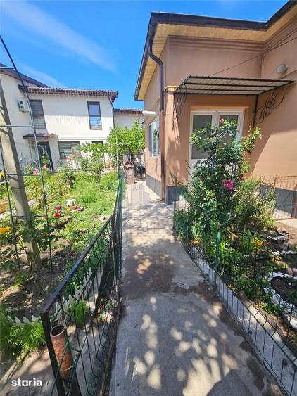 Casă cu 3 camere cu Teren 226 Mp în Brestei