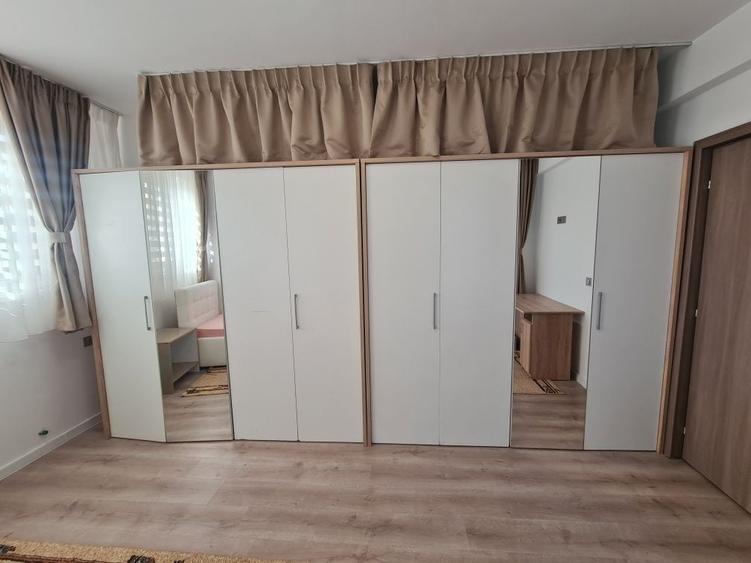 Apartament cu 2 camere semidecomandat în Chinteni