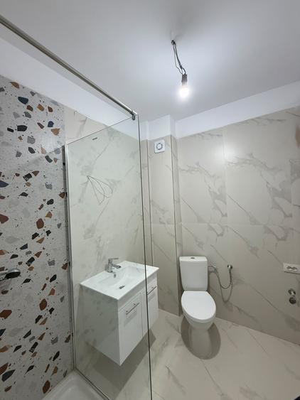 Apartament cu 2 camere nedecomandat în Militari