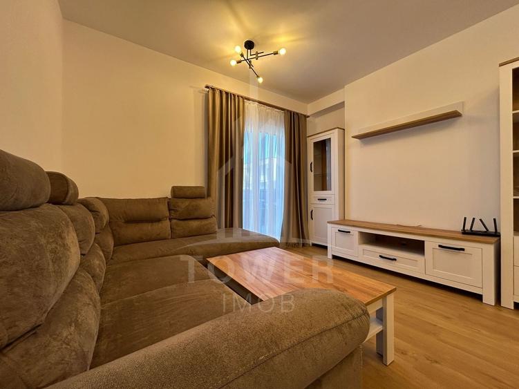Apartament cu 3 camere decomandat, mobilat în Turnișor