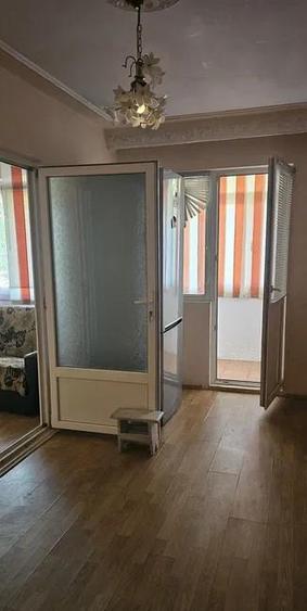Apartament cu 2 camere nedecomandat în Primăverii