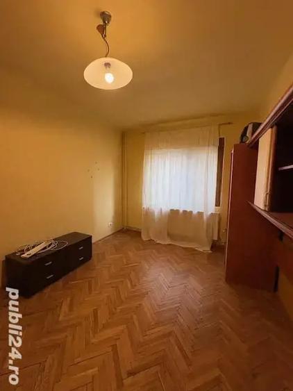 Apartament cu 3 camere decomandat în Malul Mureșului