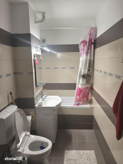 Garsonieră decomandată în Ostroveni