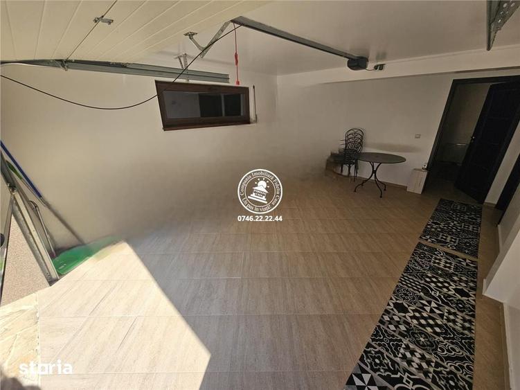 Casă cu 5 camere cu Teren 500 Mp în Lețcani