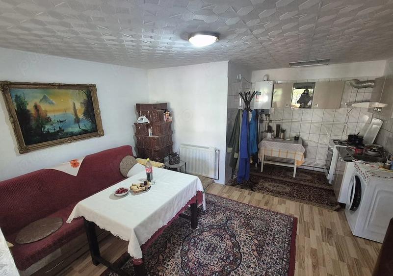 Casă cu Teren 1200 Mp în Central