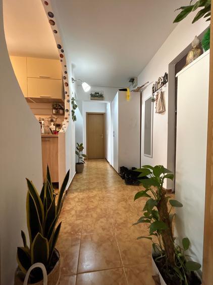 Inchiriez apartament decomandat cu 2 camere - 3