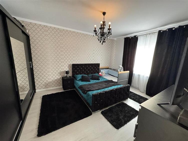 Casă individuală cu 4 camere cu Teren 500 Mp în Vânători