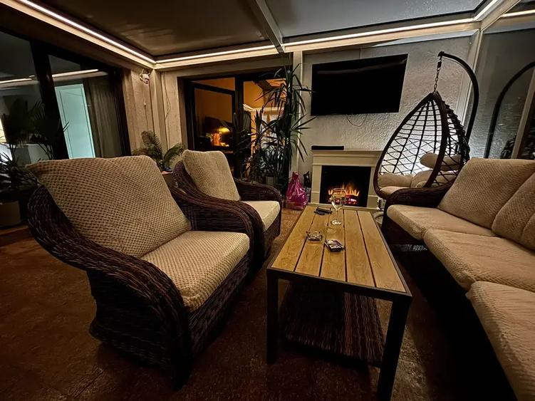 Casă cu 4 camere cu Piscina în Bălăceanca
