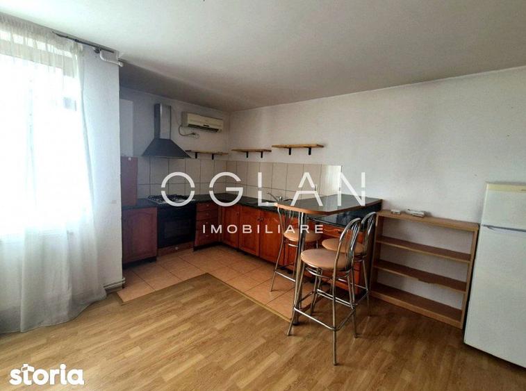 Apartament cu 3 camere, mobilat în Piața Cluj