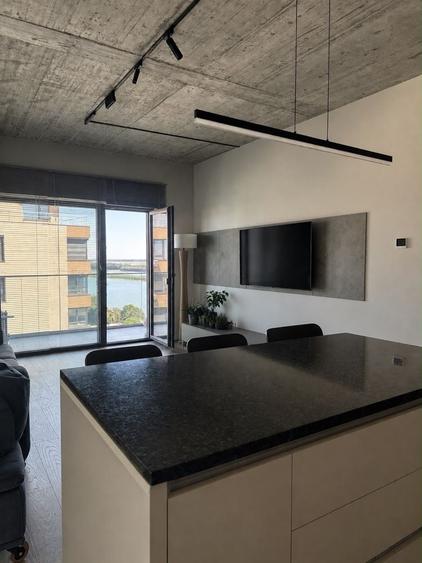 Apartament cu 4 camere în Faleză
