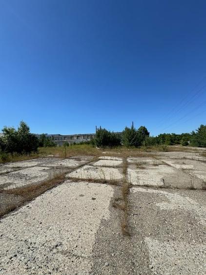 Teren Construcții intravilan de 14740 mp, în Sud-Est