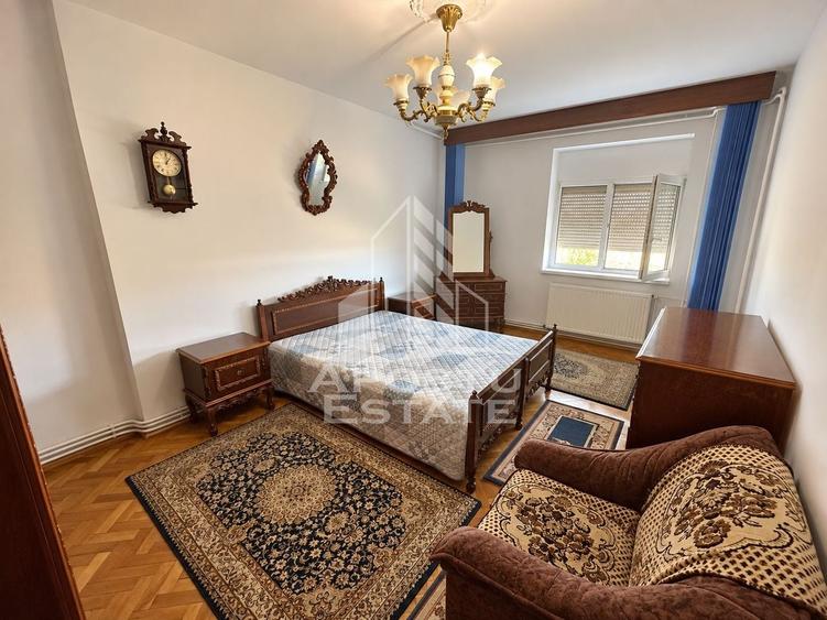 Apartament cu 3 camere decomandat, mobilat în Spitalul Județean