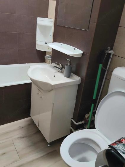 Garsonieră semidecomandată în Titan