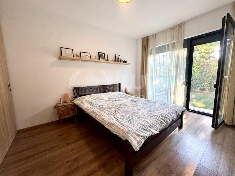 Apartament cu 3 camere decomandat, mobilat în Bună Ziua