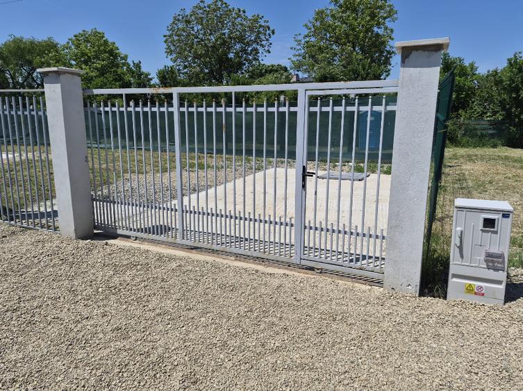 Teren intravilan de 400 mp, în Crevedia