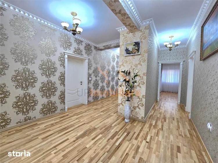 Casă cu 7 camere decomandat cu Teren 1102 Mp în Oncea