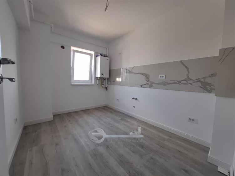 Apartament cu 2 camere decomandat în Galata