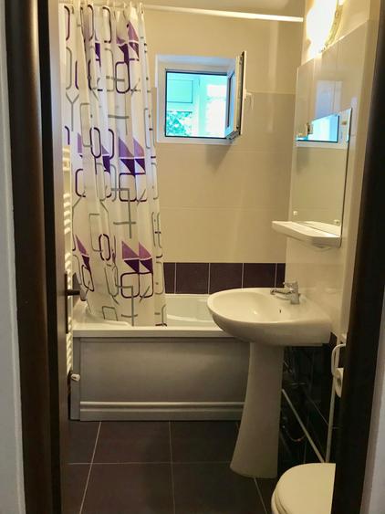 Apartament cu 2 camere decomandat în Astra