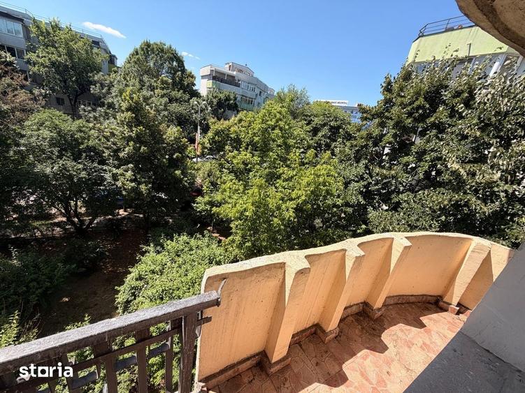 Apartament cu 3 camere, mobilat în Aviației