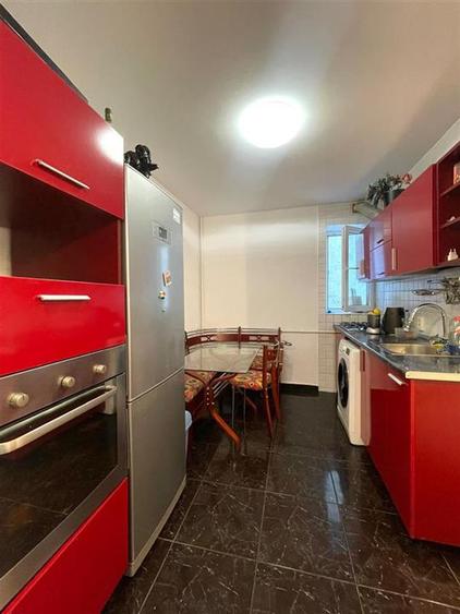 Apartament cu 2 camere semidecomandat, mobilat în Drumul Taberei