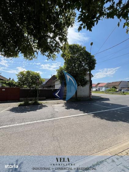 Casă cu 3 camere cu Teren 260 Mp în Semicentral