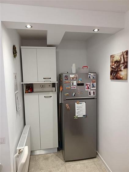 Casă individuală cu 4 camere cu Canalizare în Central