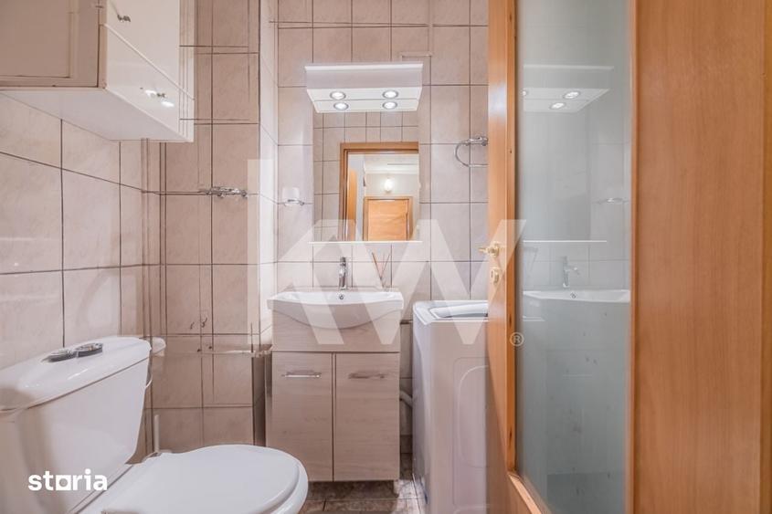 Apartament cu 3 camere decomandat în Valea Cetății