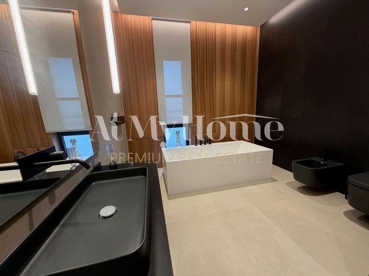 Penthouse cu 5 camere decomandat, mobilat în Băneasa