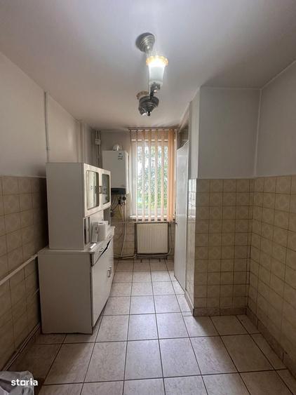 Apartament cu 4 camere decomandat în Ultracentral