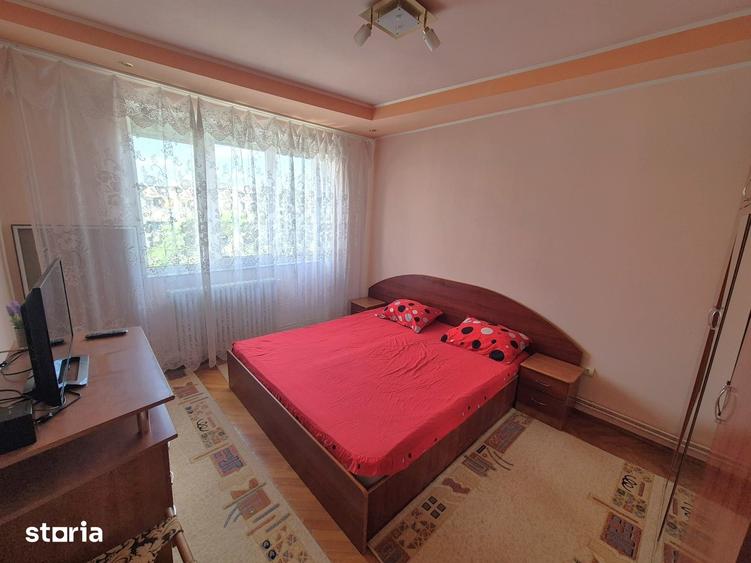 Apartament cu 4 camere în Central