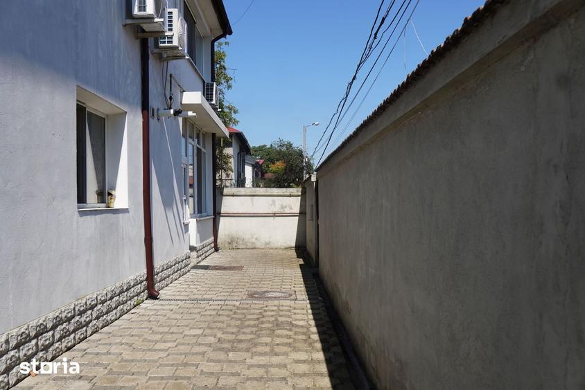 Casă cu 7 camere cu Teren 270 Mp în Grozăvești