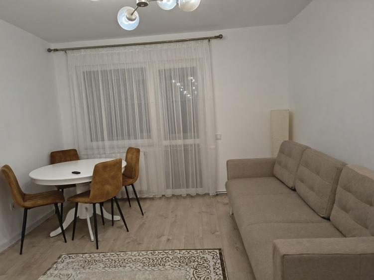 Apartament cu 2 camere decomandat în Exterior Vest