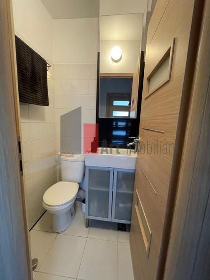 Apartament cu 2 camere decomandat, mobilat în Sala Palatului