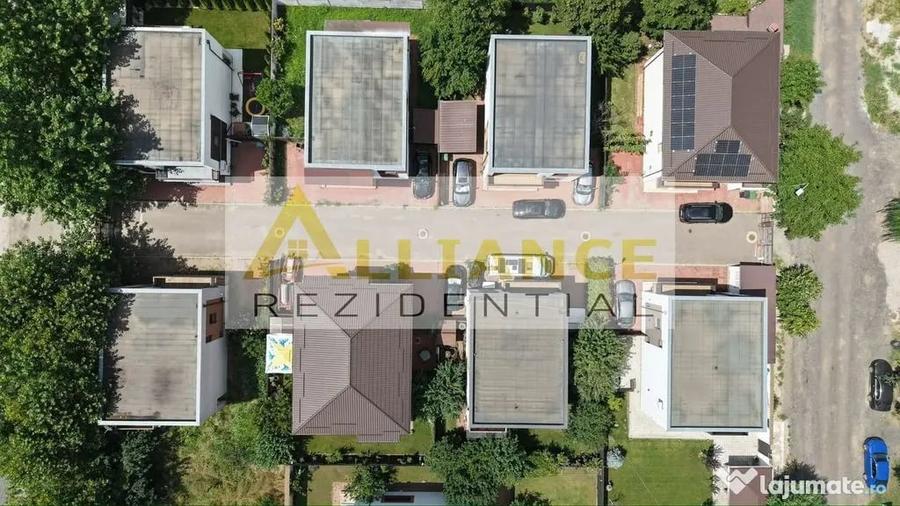 Casă cu 4 camere cu Teren 300 Mp în Glina