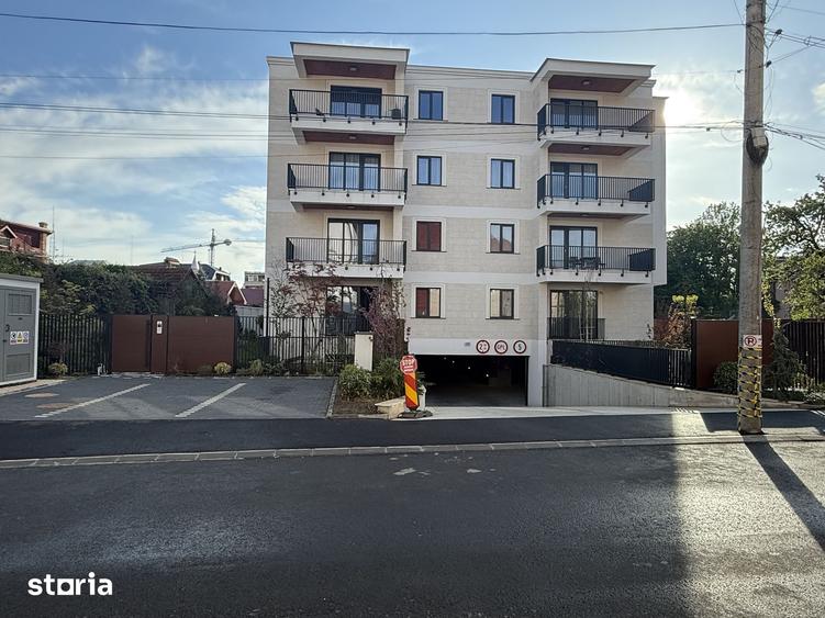 Apartament cu 3 camere decomandat în Ultracentral