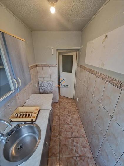 Apartament cu 2 camere semidecomandat în Dacia